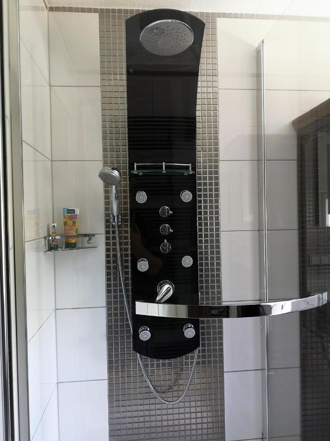 Ein Appartement Und Ein Komfortzimmer In Malsch, Zwischen Karlsruhe, Rastatt Und Baden-Baden Malsch  Kültér fotó